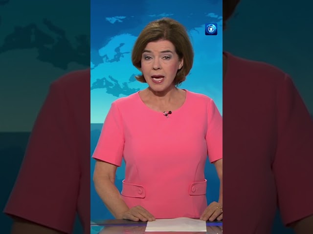 Herzlichen Glückwunsch, Frau Daubner! #susannedaubner #daubnern #jubiläum #tagesschau #shorts