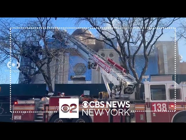 Synagogue catches fire in Queens