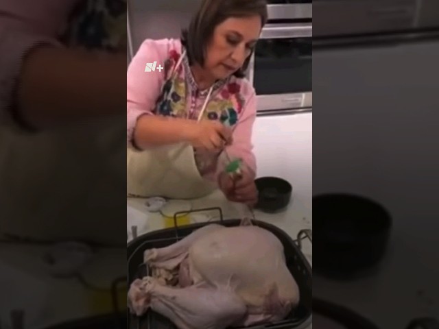 Xóchitl Gálvez muestra cómo preparar un pavo - Las Mangas del Chaleco #Shorts