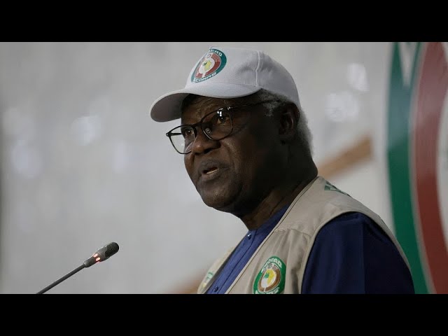 L'ancien président sierra-leonais Koroma inculpé pour trahison