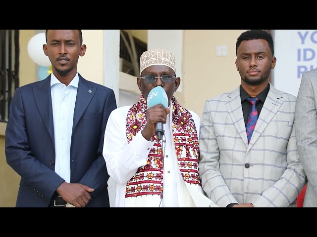 Hay'adda Aqoonsiga iyo Diiwaangelinta dadweynaha ee (NIRA) oo Degmada Wadajir ka furtay Xarun c