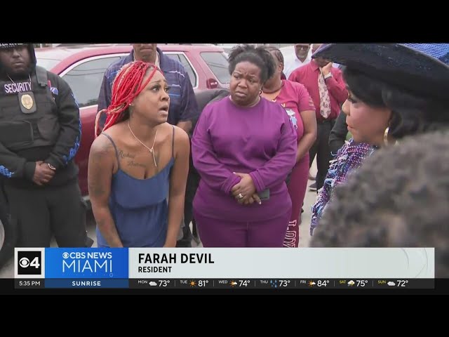 Officials tour Opa-locka's Glorieta Gardens apartments, demand immediate changes to living cond