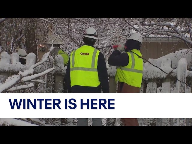 Chicago's first snowstorm of the season bears down