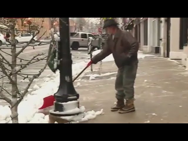 Downtown Hinsdale digs out after 'wet and heavy' snowfall