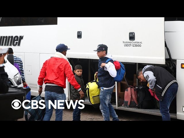 Texas officials accused of thwarting help for bused migrants