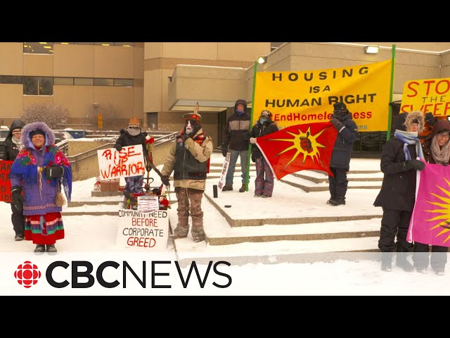 Edmontonians rally against dismantling of encampments