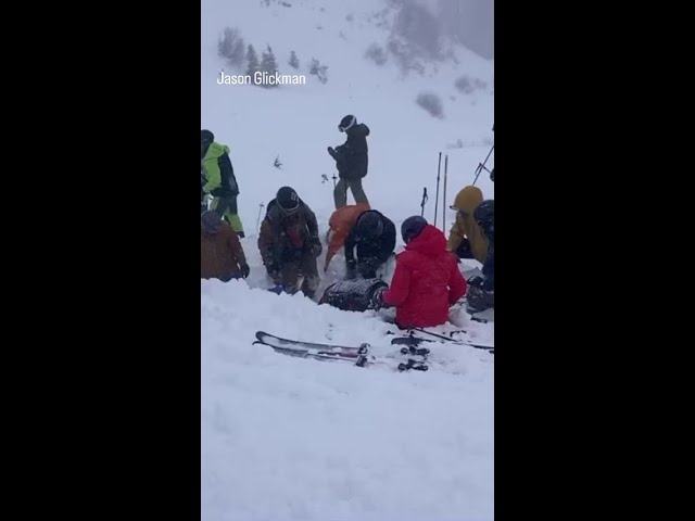 1 dead, 3 hurt after avalanche at Lake Tahoe ski resort: sheriff