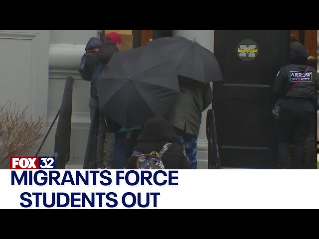 Migrants placed in school forces remote learning for students