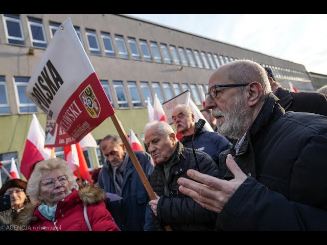 Польща: протест опозиції проти реформ держ.ЗМІ і арешту екс-міністрів Polska: protest opozycji(PiS)