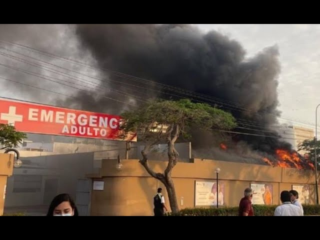 ⁣Clínica en Surco atiende con normalidad pese a que incendio casi los deja en cenizas