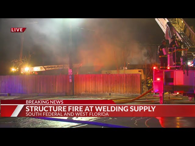 Crews battle fire at Denver welding supply shop