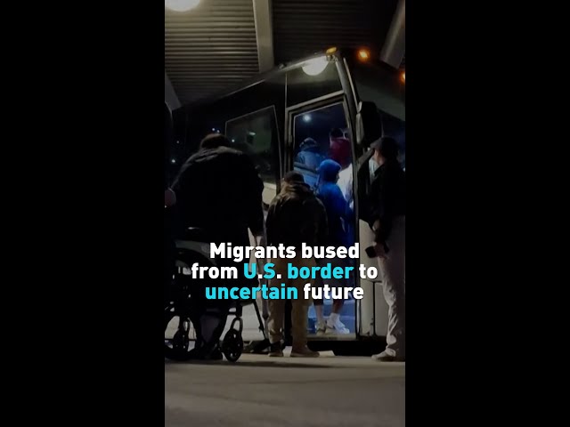 Migrants bused from U S  border discuss uncertain future Updated