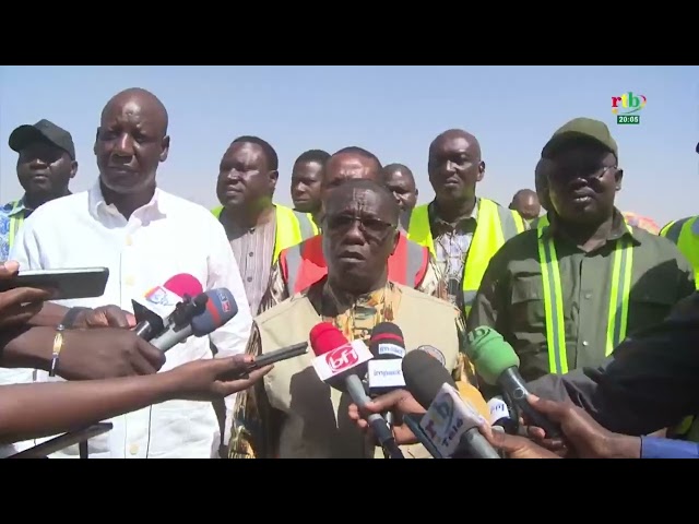 Visite et constat de l'avancement des travaux de la route de contournement de Ouagadougou.