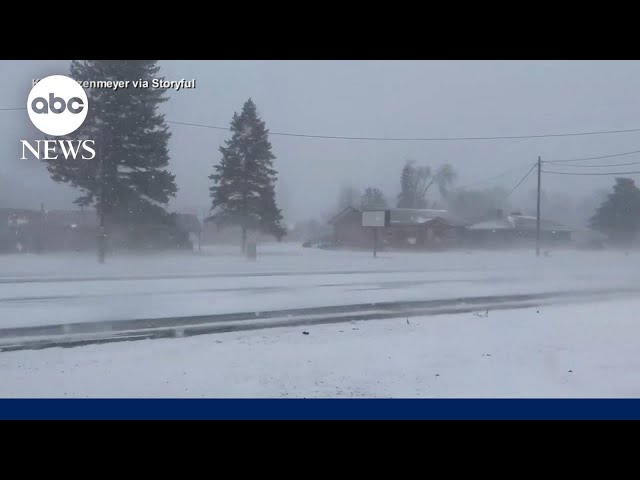 New storm packs heavy snow, tornado threats