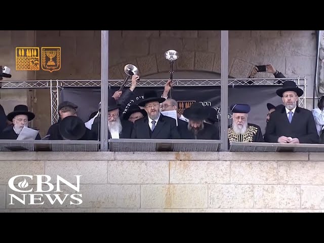 Western Wall Rabbi: 'By the Power of Prayer, We Can Change Everything'