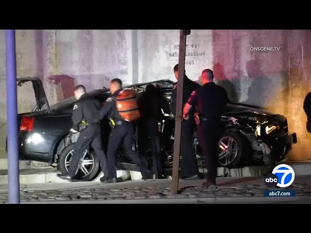 Chase ends in Anaheim crash when suspects in stolen car collide with innocent driver