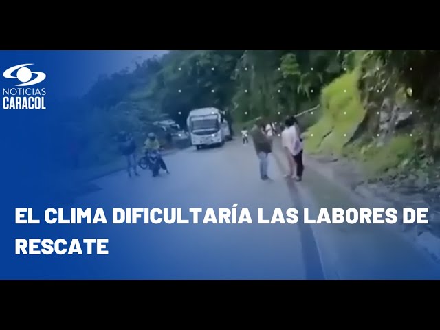 Emergencia en vía Quibdó-Medellín: decenas de personas resultaron heridas tras aludes de tierra