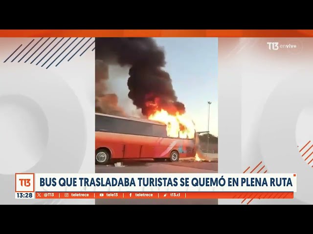 Bus que trasladaba a turistas se quemó en plena ruta