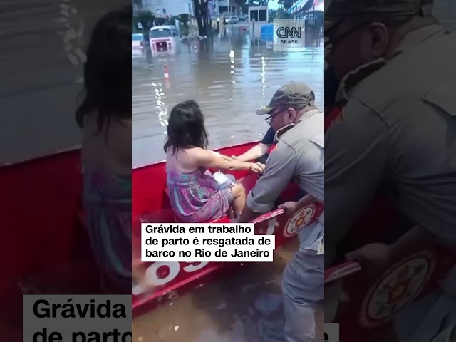 #Shorts - Grávida em trabalho de parto é resgatada de barco no Rio de Janeiro