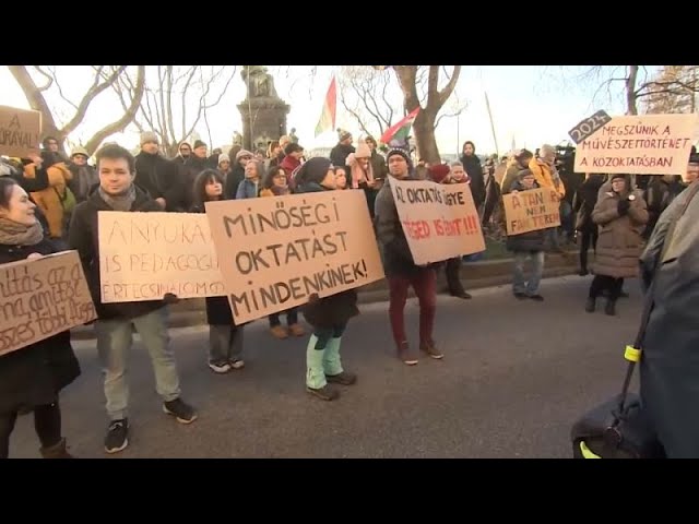 ⁣Demonstrationen in Budapest: Lehrer brauchen endlich höhere Gehälter