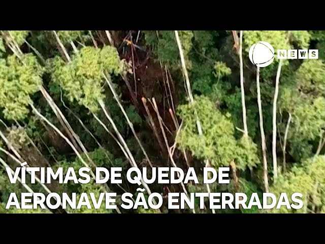 Vítimas de queda de helicóptero são veladas e enterradas