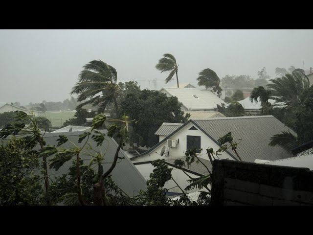 Cars submerged as Cyclone Belal sparks flash flooding in Mauritius