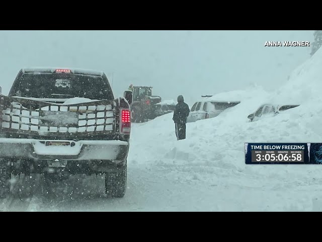 Berthoud Pass avalanche strands drivers during dig-out