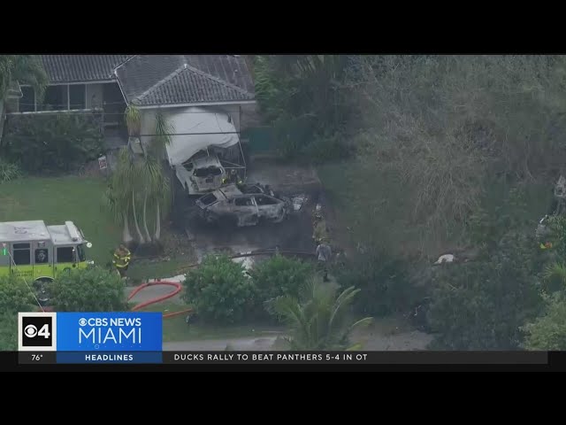 2 dead, 1 critically injured in Biscayne Park crash