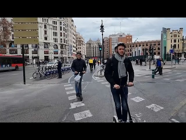 ESPAÑA | Valencia introduce una nueva ley de circulación para patinetes eléctricos