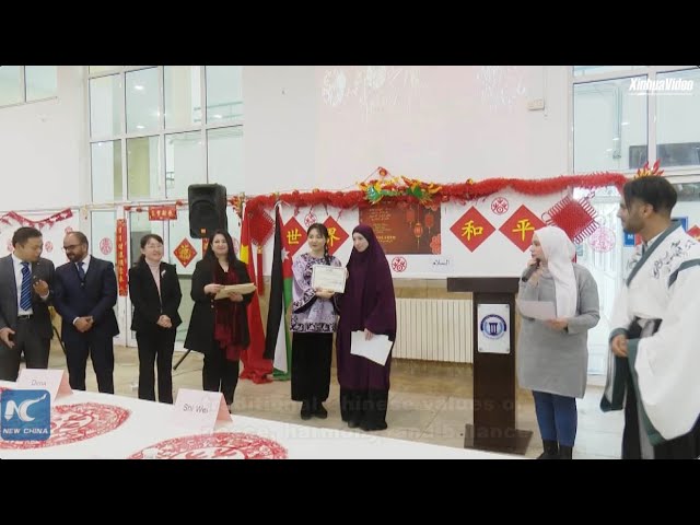 Jordanian students learn about Chinese Spring Festival culture