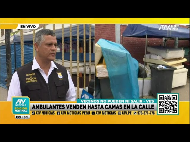 Vecinos no pueden caminar tranquilos por ambulantes que venden hasta camas en plena calle