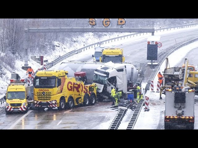 Straßenchaos: Glatteis verursacht Verkehrsunfälle und Staus