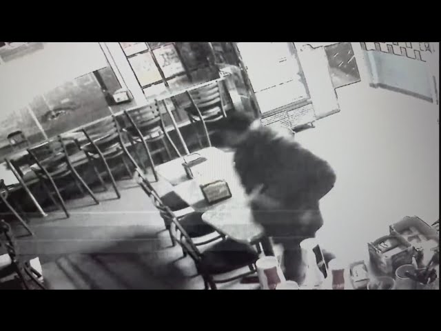 Caught on camera: Burglar breaks into Lakewood restaurant