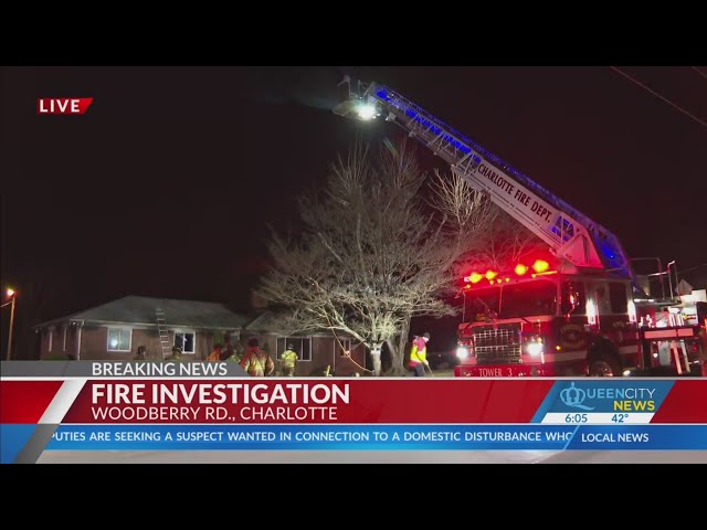 30 firefighters battle blaze in S CLT; no injuries