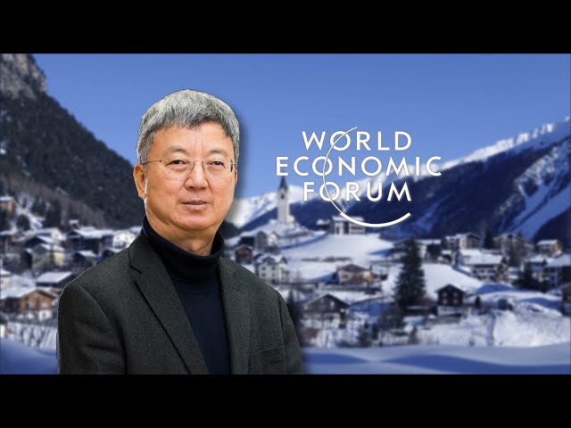 Zhu Min: China growth resilient with consumption engine