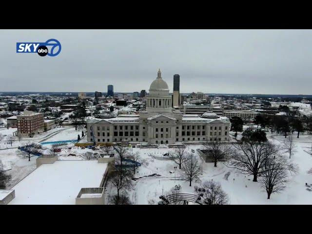 Peaceful drone tour of Arkansas through the snow