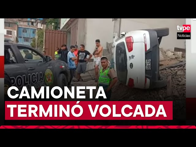 VMT: camioneta robada se volcó tras persecución policial