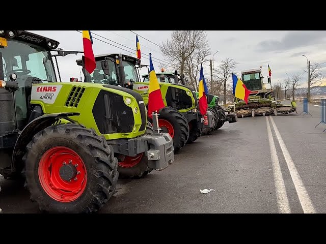 Agriculteurs et routiers roumains bloquent le transit de camions venus d'Ukraine