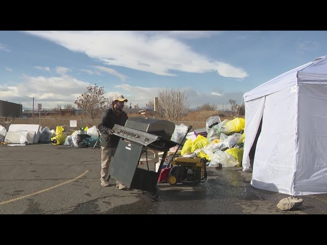 Migrant encampment at 51st, Emerson swept