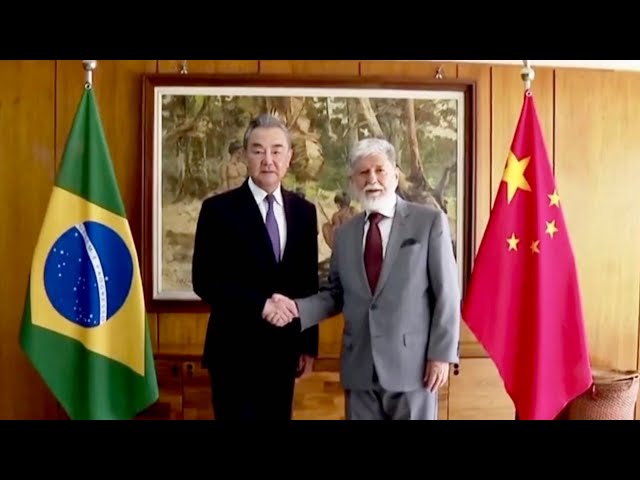 Chinese FM Wang Yi meets with Celso Amorim, advisor to Brazilian president