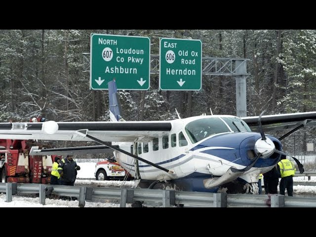 Flugzeugnotlandung auf Autobahn in Virginia