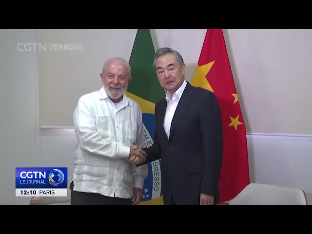 Le ministre chinois des Affaires étrangères en visite au Brésil