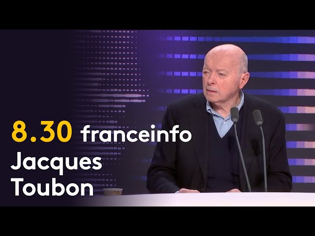 Loi immigration : la préférence nationale est "contraire à nos principes constitutionnels"