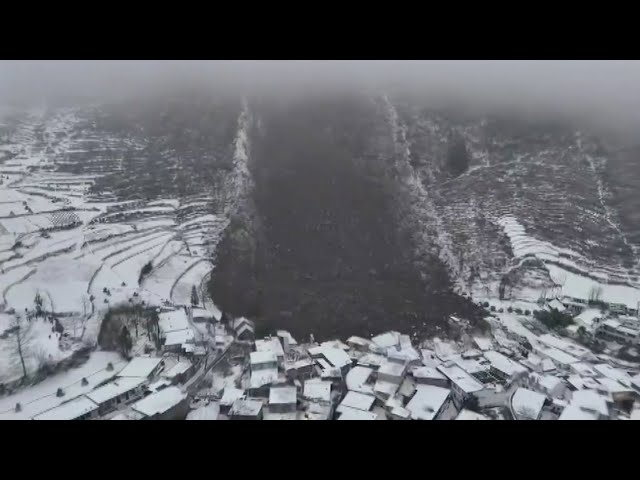 Snow falls after landslide in SW China's Yunnan