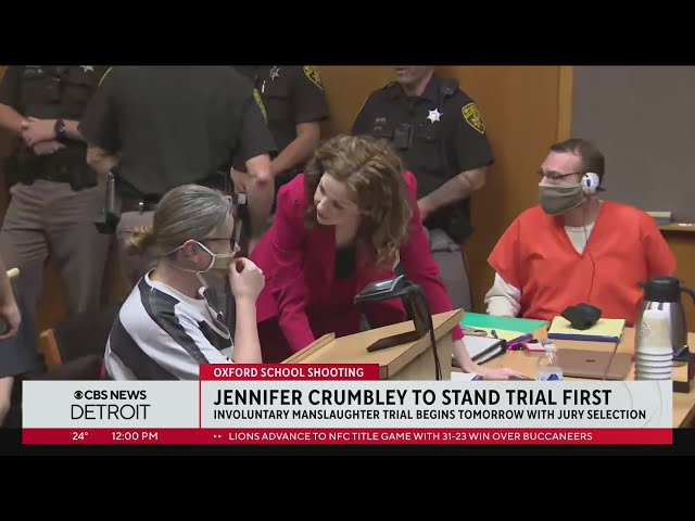 Jennifer Crumbley, mother of Oxford High School shooter, to stand trial first