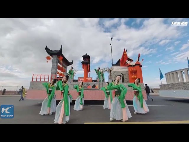 Chinese dancers perform at Saudi int'l art festival