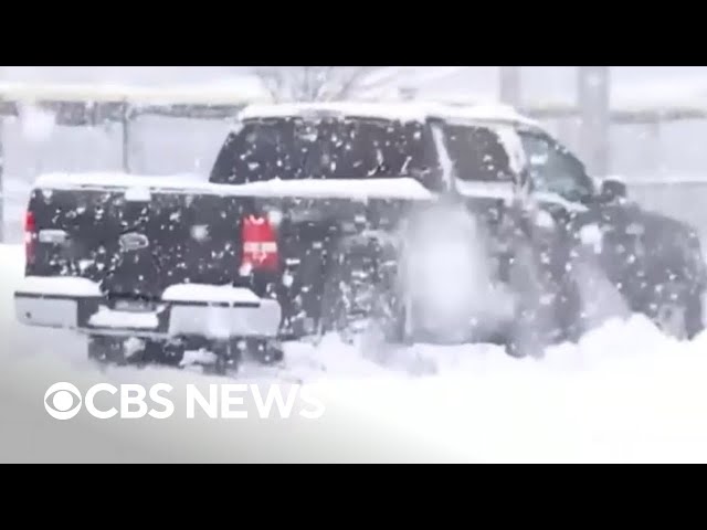 Arctic blast blamed for over 90 deaths across U.S.