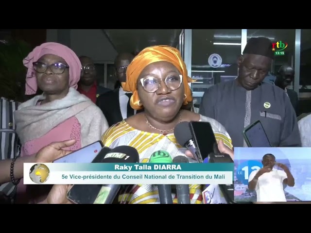 Une délégation de parlementaires du Conseil National de Transition du Mali est arrivée à Ouagadougou