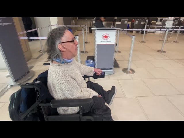 Alta. man denied flight over electric wheelchair battery