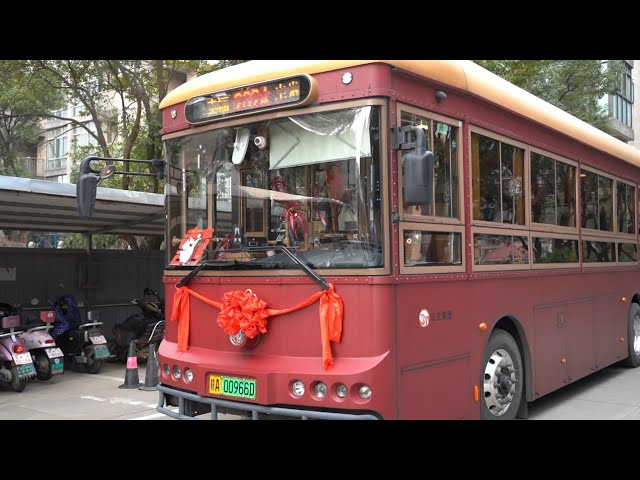 Destination celebration: wedding bus trend proves popular among Chinese newlyweds